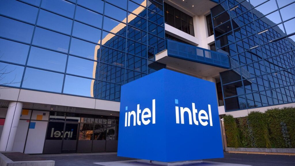 Eksekutif Intel Sesali Integrasi RAM ke Lunar Lake