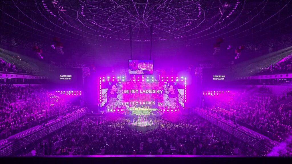 Konser Rossa Here I Am Didukung Samsung Vision AI, Pukau 12 Ribu Penonton Lintas Generasi